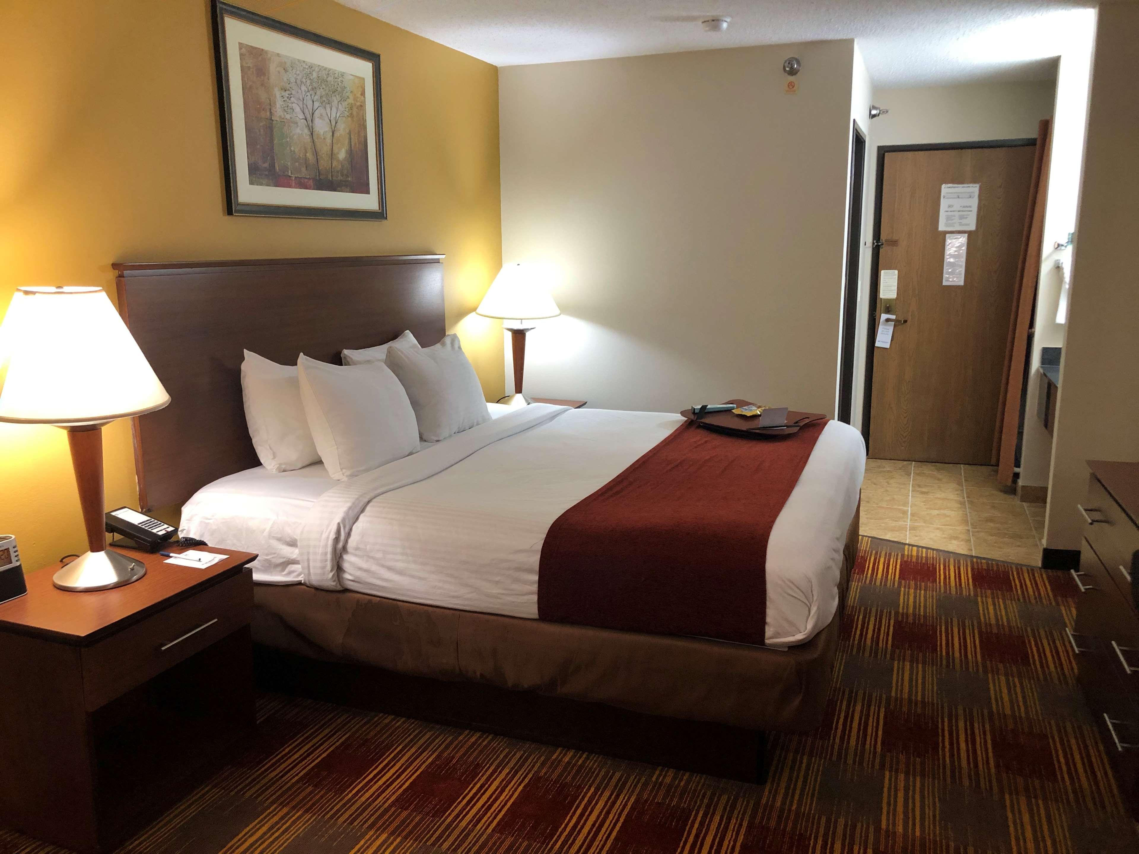 Best Western Lakewood Inn Hebron Kültér fotó
