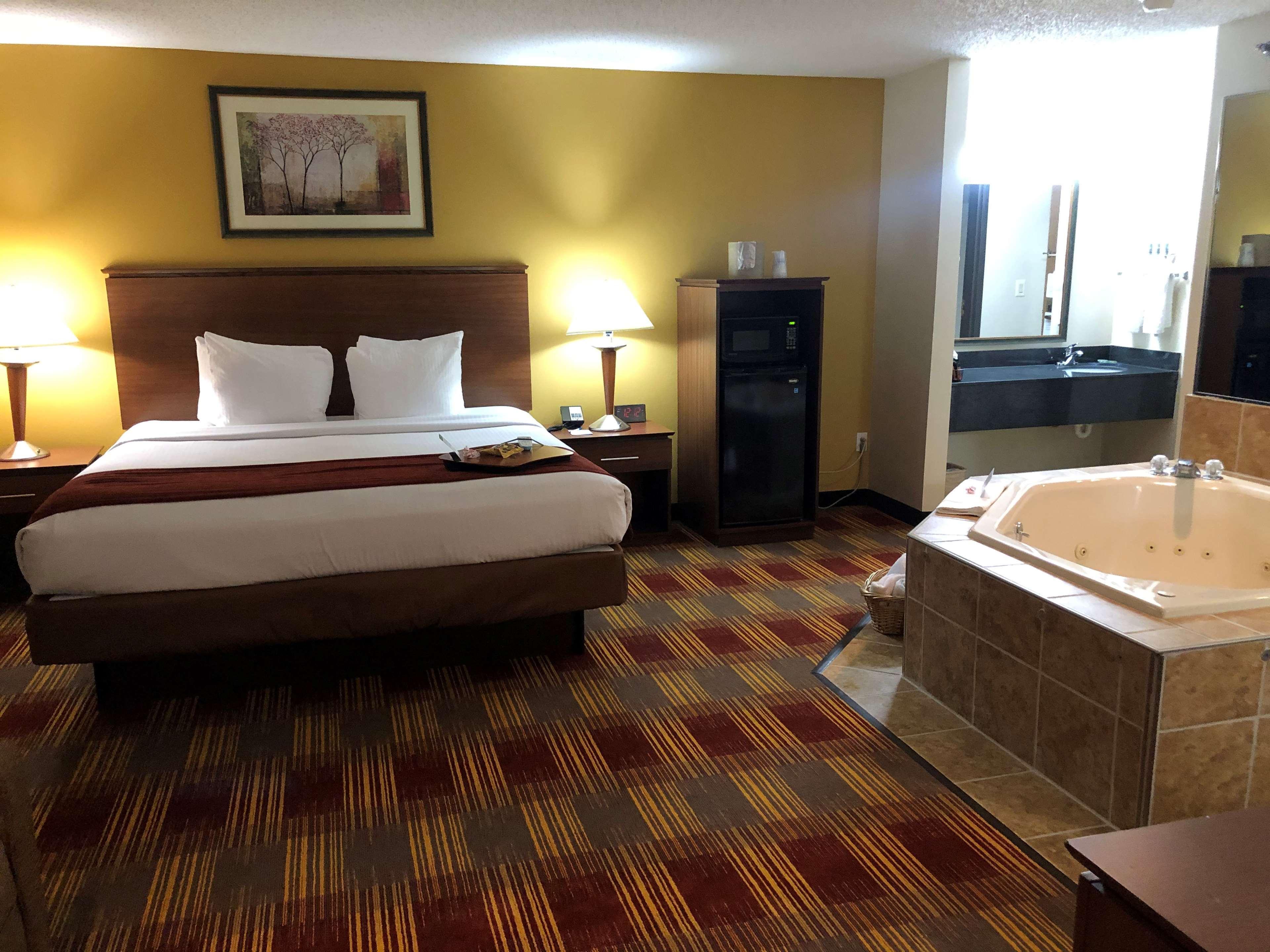 Best Western Lakewood Inn Hebron Kültér fotó