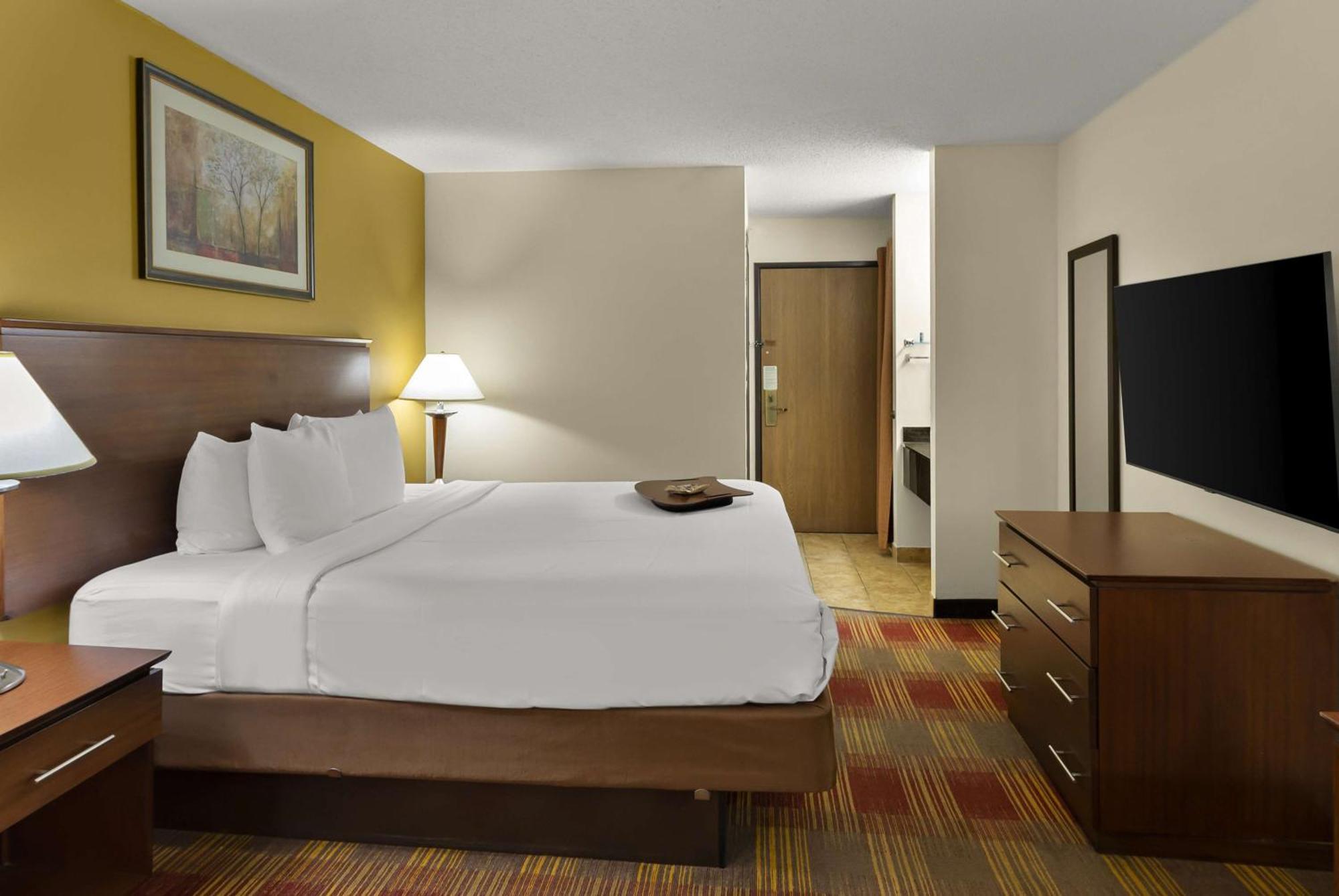 Best Western Lakewood Inn Hebron Kültér fotó