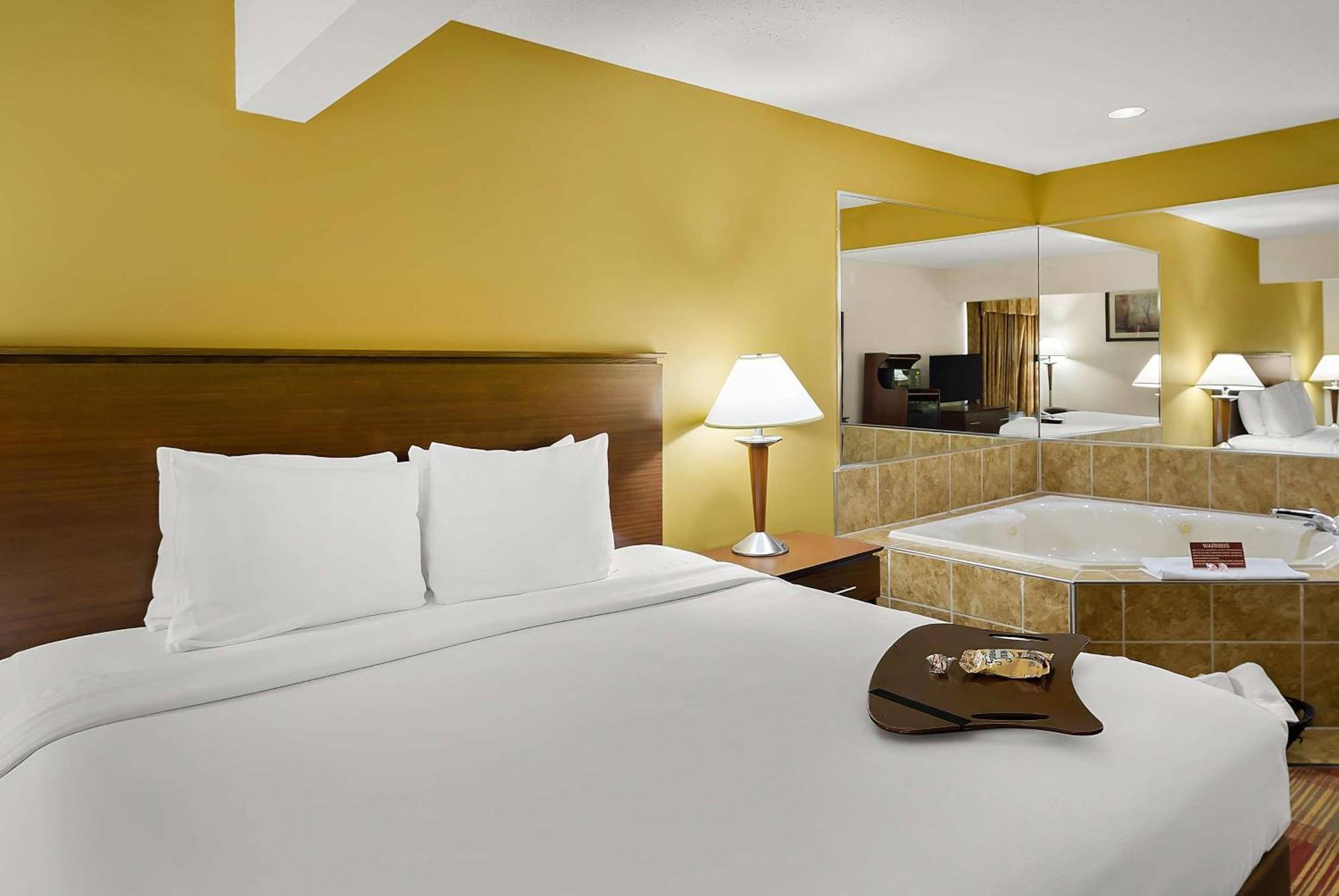 Best Western Lakewood Inn Hebron Kültér fotó