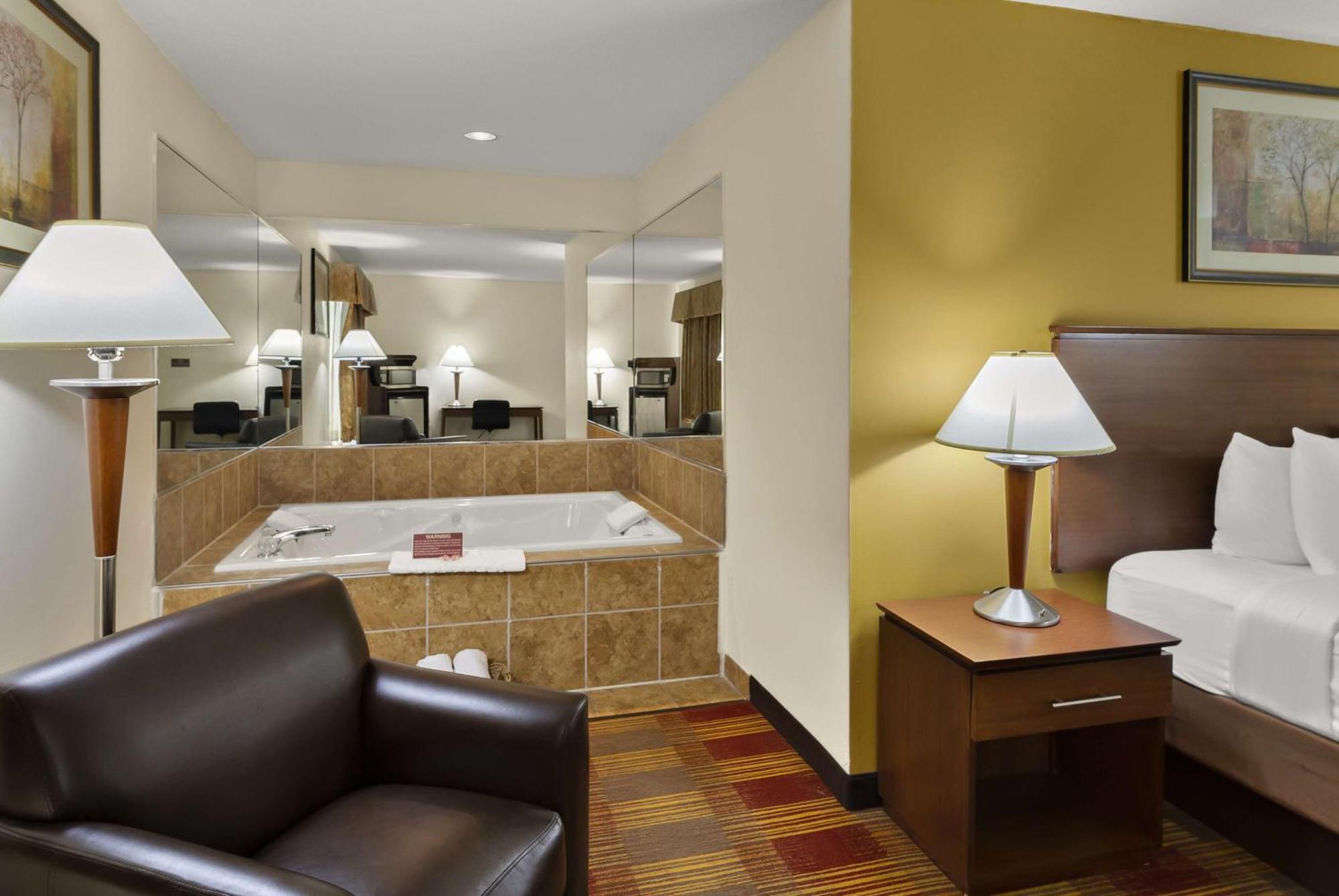 Best Western Lakewood Inn Hebron Kültér fotó