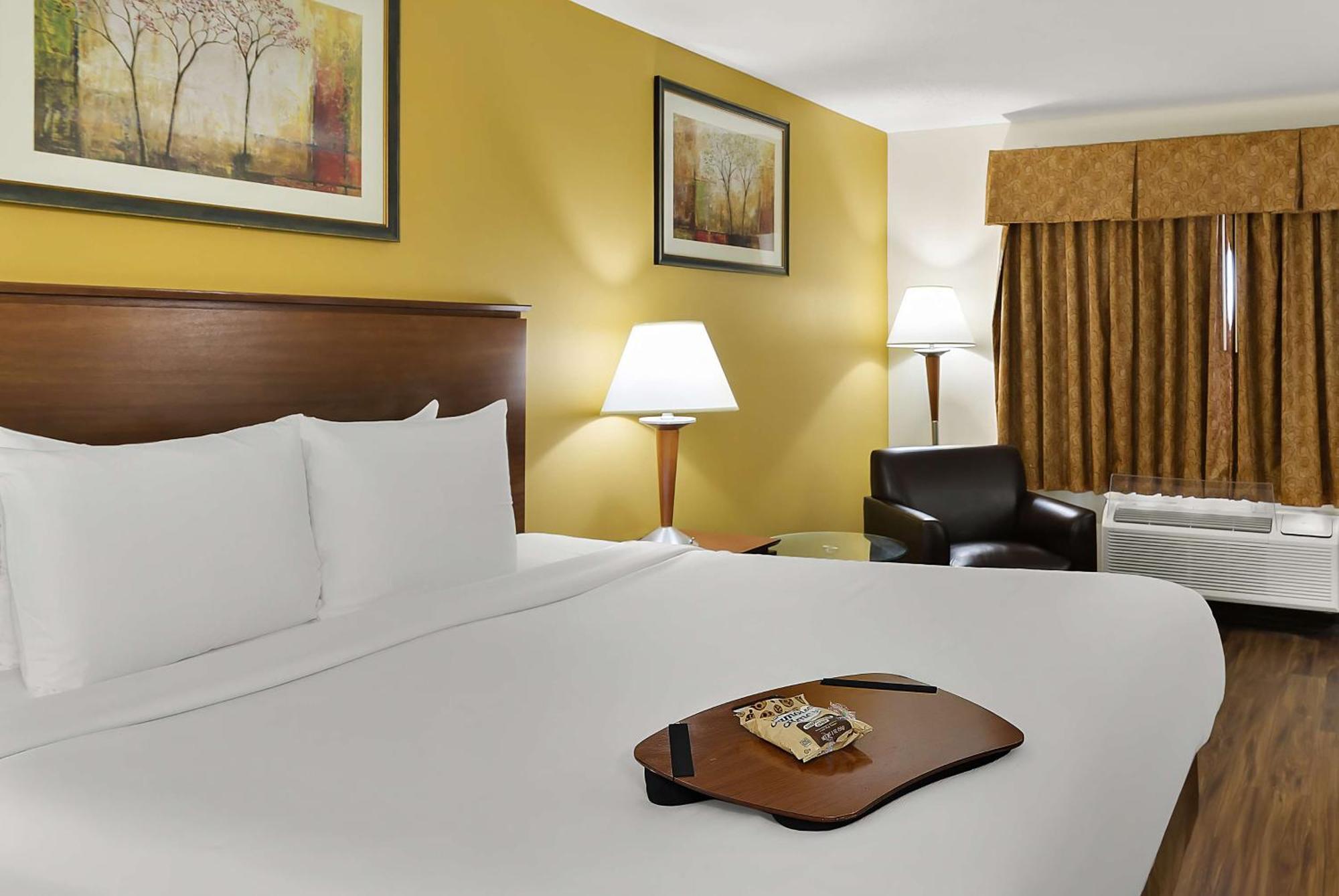 Best Western Lakewood Inn Hebron Kültér fotó