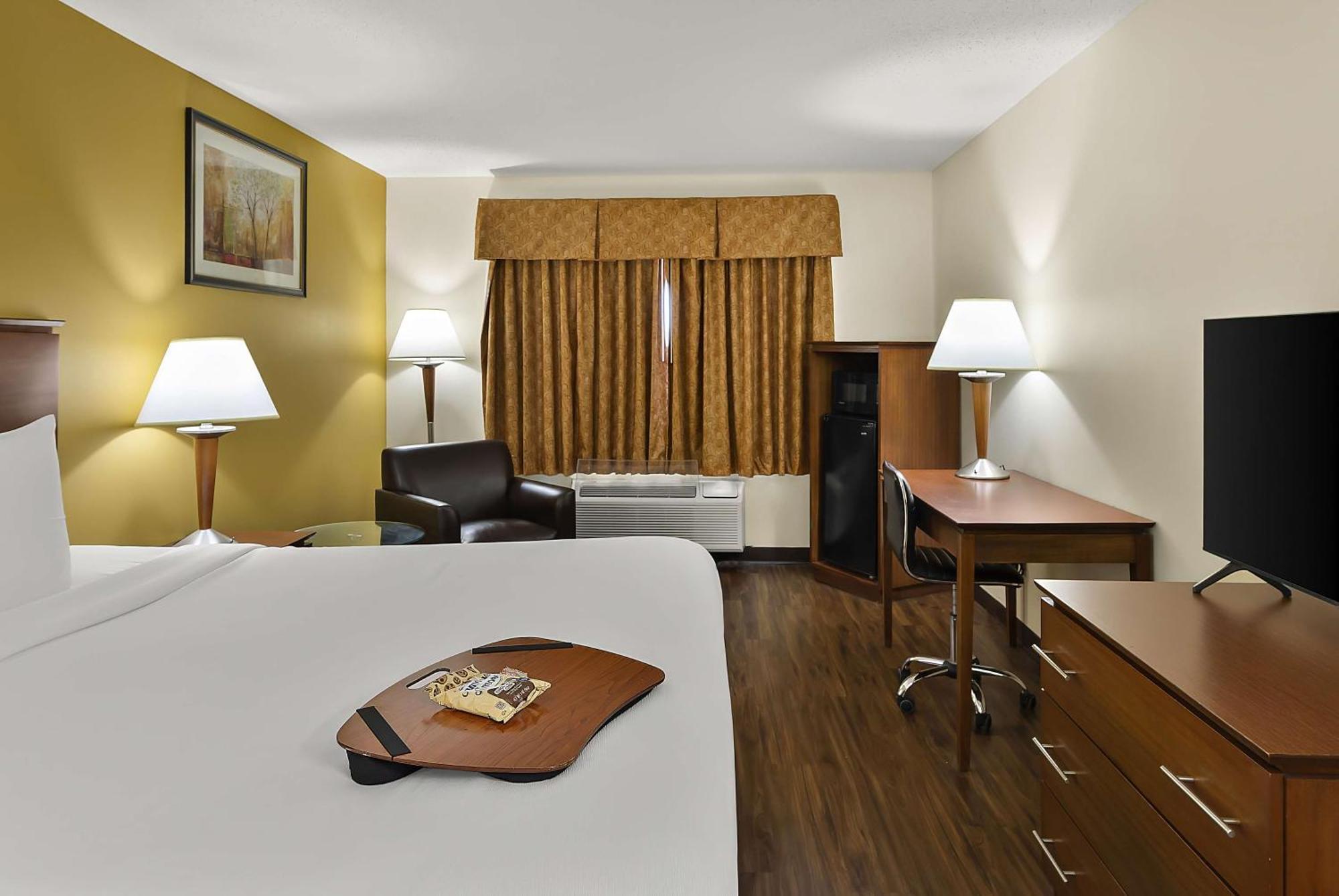 Best Western Lakewood Inn Hebron Kültér fotó